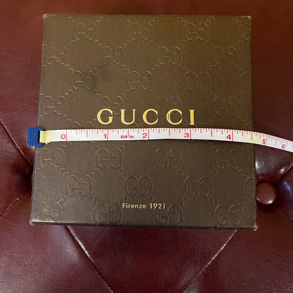 Gucci Embossed Brown Box with Gold Logo - Picture 12 of 14